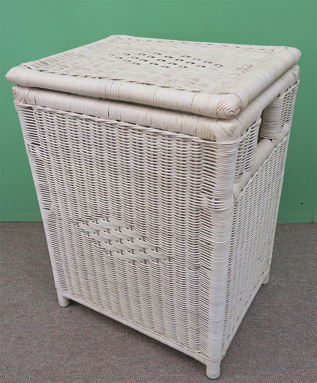 Things to Consider Before Purchasing Wicker Hampers