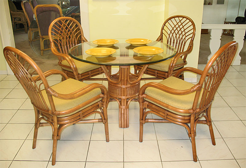 Round rattan best sale sofa dining set