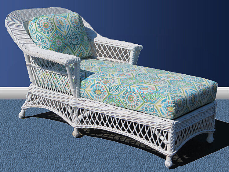 Resin wicker chaise lounge hot sale