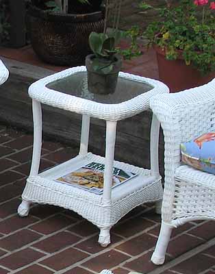  Resin Wicker End Table w/Inset Glass Top Veranda Style (3) Colors