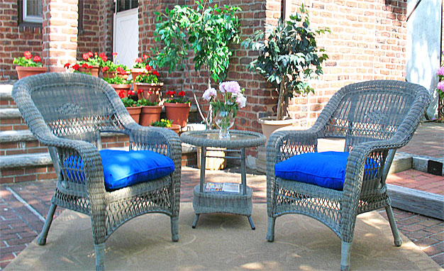 Bel Aire Resin Wicker Chat Set (2) Chairs (1) Round Table