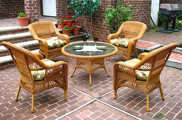 Belaire Resin Wicker Conversation Set (1) 24&quot; High Table (4) Chairs