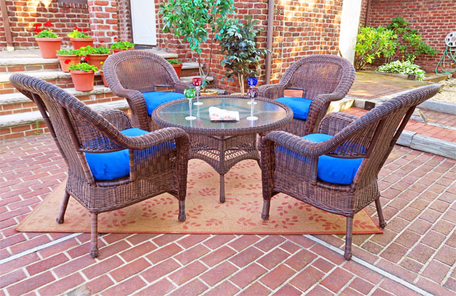 Malibu Resin Wicker Conversation Set (1) 24 High Table (4) Chairs