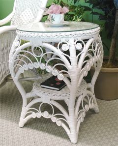 Wicker End Table , Round w/ Glass top, Sweetheart Style