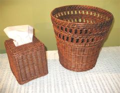 2-Piece Bathroom Accessory Set for Boutique Tissue Box, Tea Wash