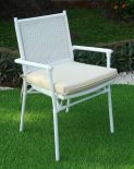 SHOWN WITH BEIGE CUSHION