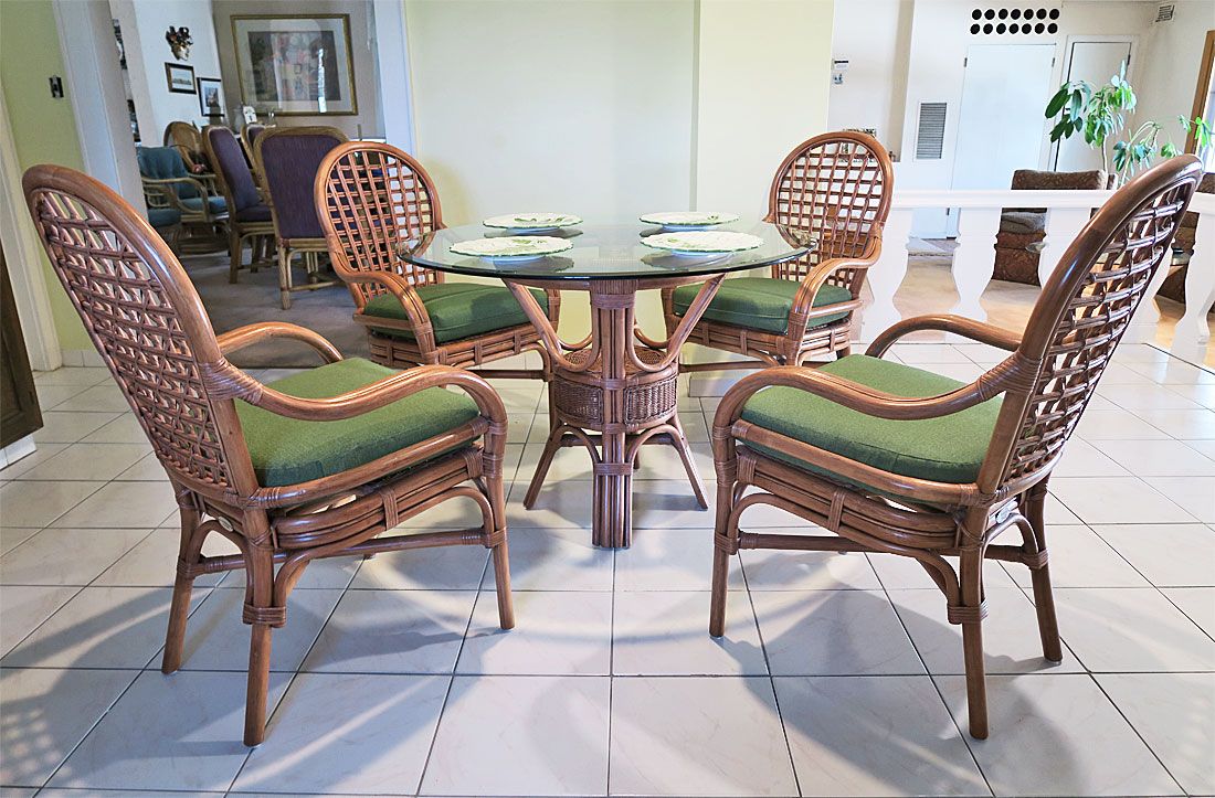 Natural Rattan Dining Sets, Coronado 36 Inch Round (4-Arm Chairs), image size:1100x723