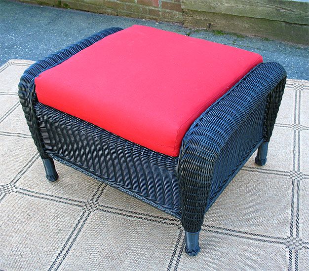 Laguna Beach Resin Wicker Ottoman - Thumbnail 3