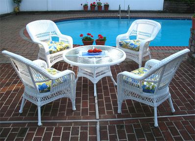 Belaire Resin Wicker Conversation Set (1) 24&quot; High Table (4) Chairs
