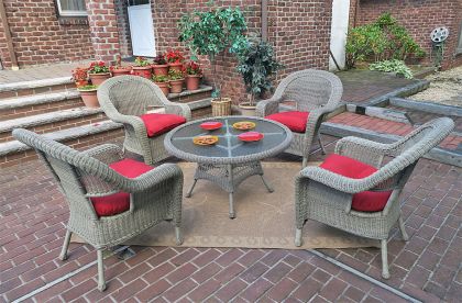 Malibu Resin Wicker Conversation Set (1) 24 High Table (4) Chairs