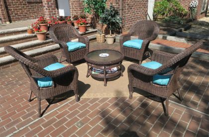 Malibu Resin Wicker Conversation Set (1) 19.5&quot; High Table (4) Chairs