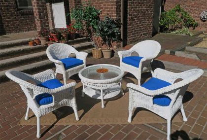 Veranda Resin Wicker Conversation Set (1) 19.5&quot; High Table (4) Chairs