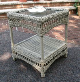Resin Wicker End Table w/Inset Glass Top Bel Aire Style (5) Colors