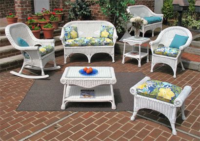 4 Piece Diamond  Natural Wicker Set  (2) Chairs