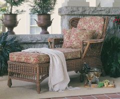 Vintage Natural Wicker Chaise Lounge