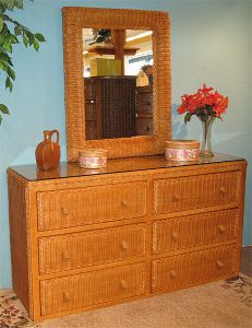 Wicker Dresser 6 Drawer Traditional with Glass Top, Caramel