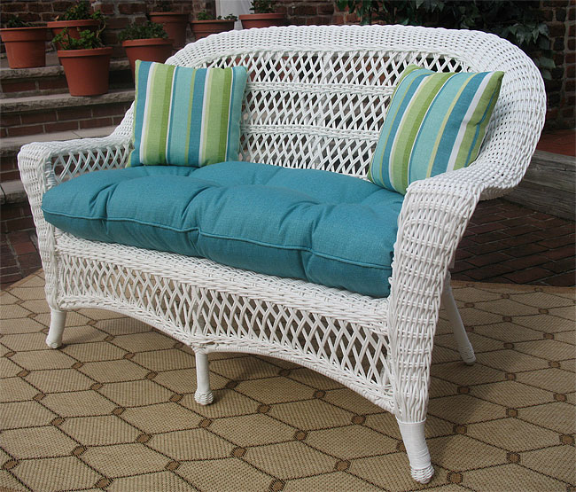 Madrid Resin Wicker Loveseat with Cushion