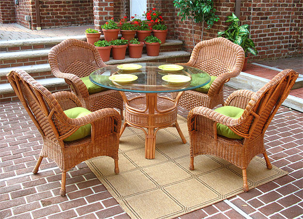  Wicker Dining Set 48&quot; Round Naples Style