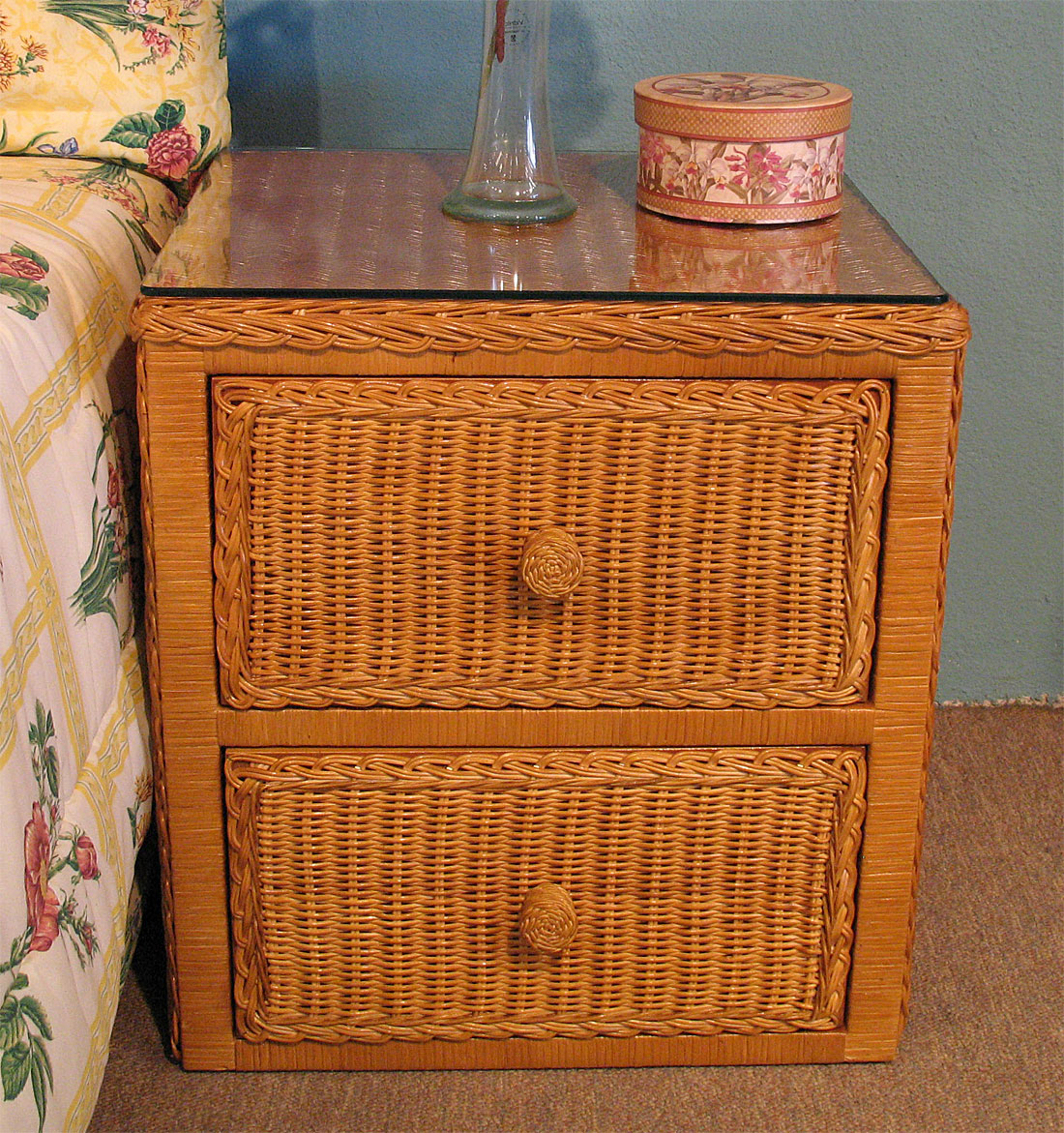 Wicker Night Table 2 Drawers Traditional Style with Glass Top, Caramel