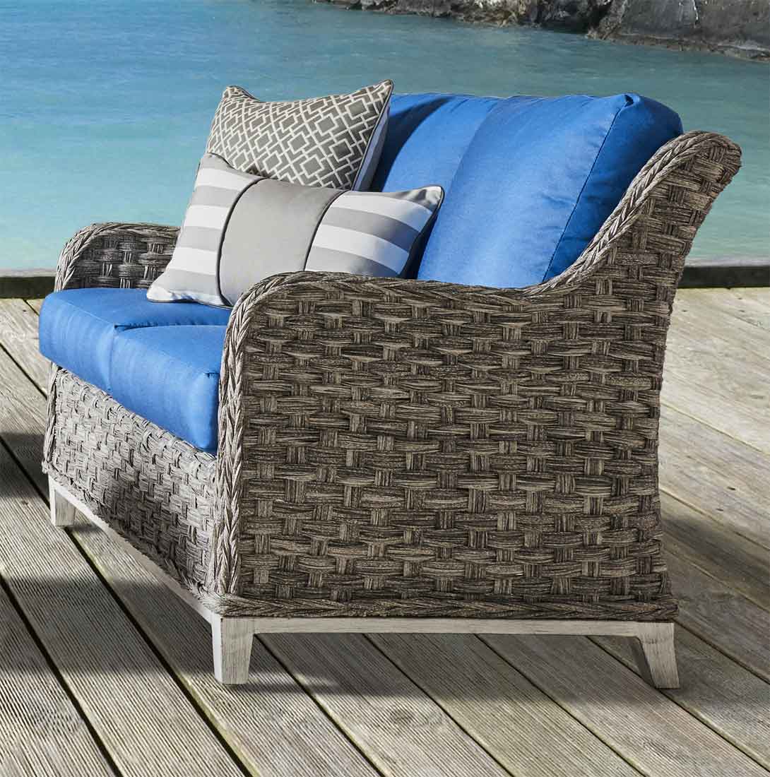 Canyon Lake All Weather Resin Wicker Outdoor Love Seat